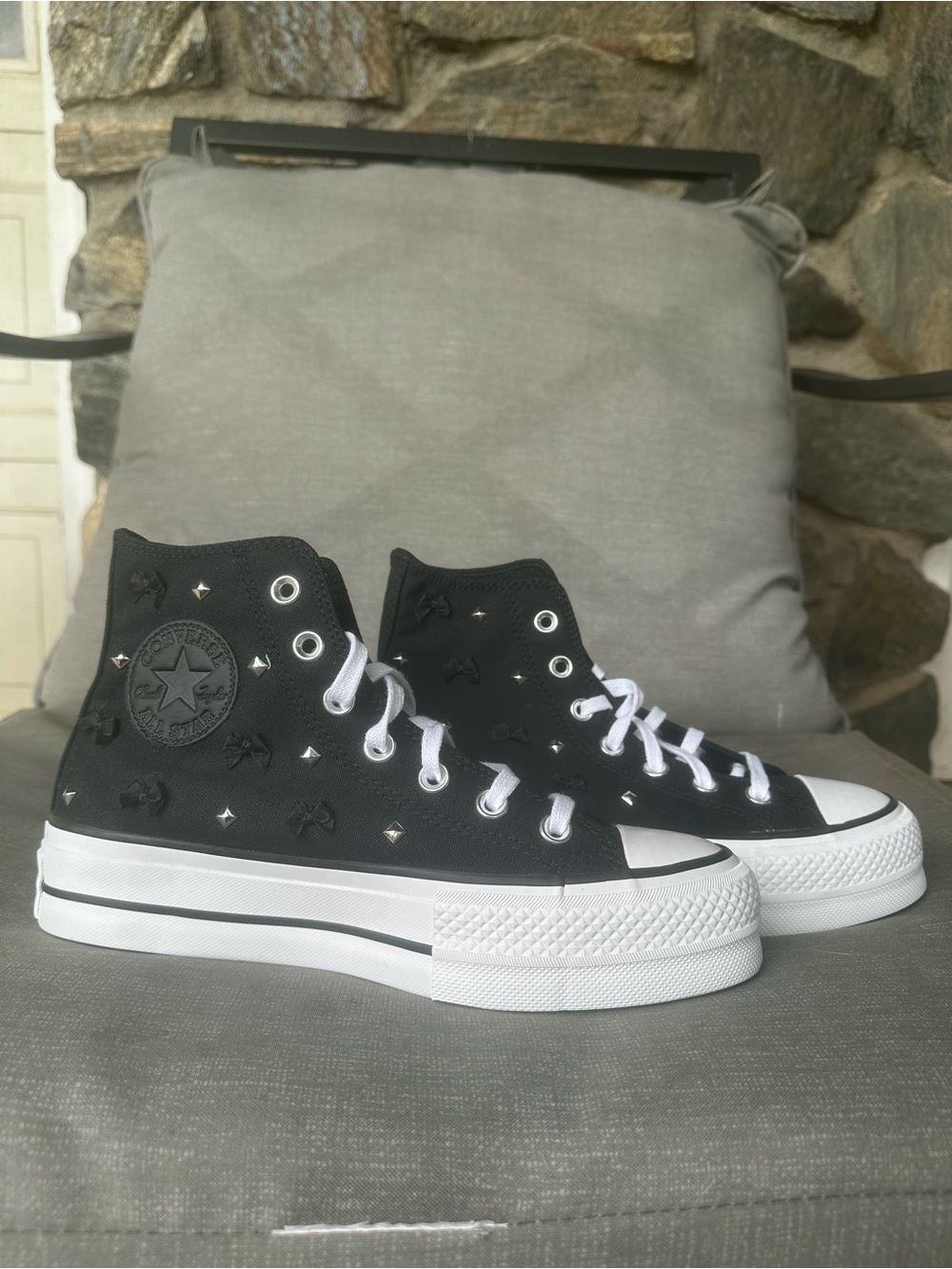 Converse Chuck Taylor Lift Platform Bows & Studs Black High Top 6.5